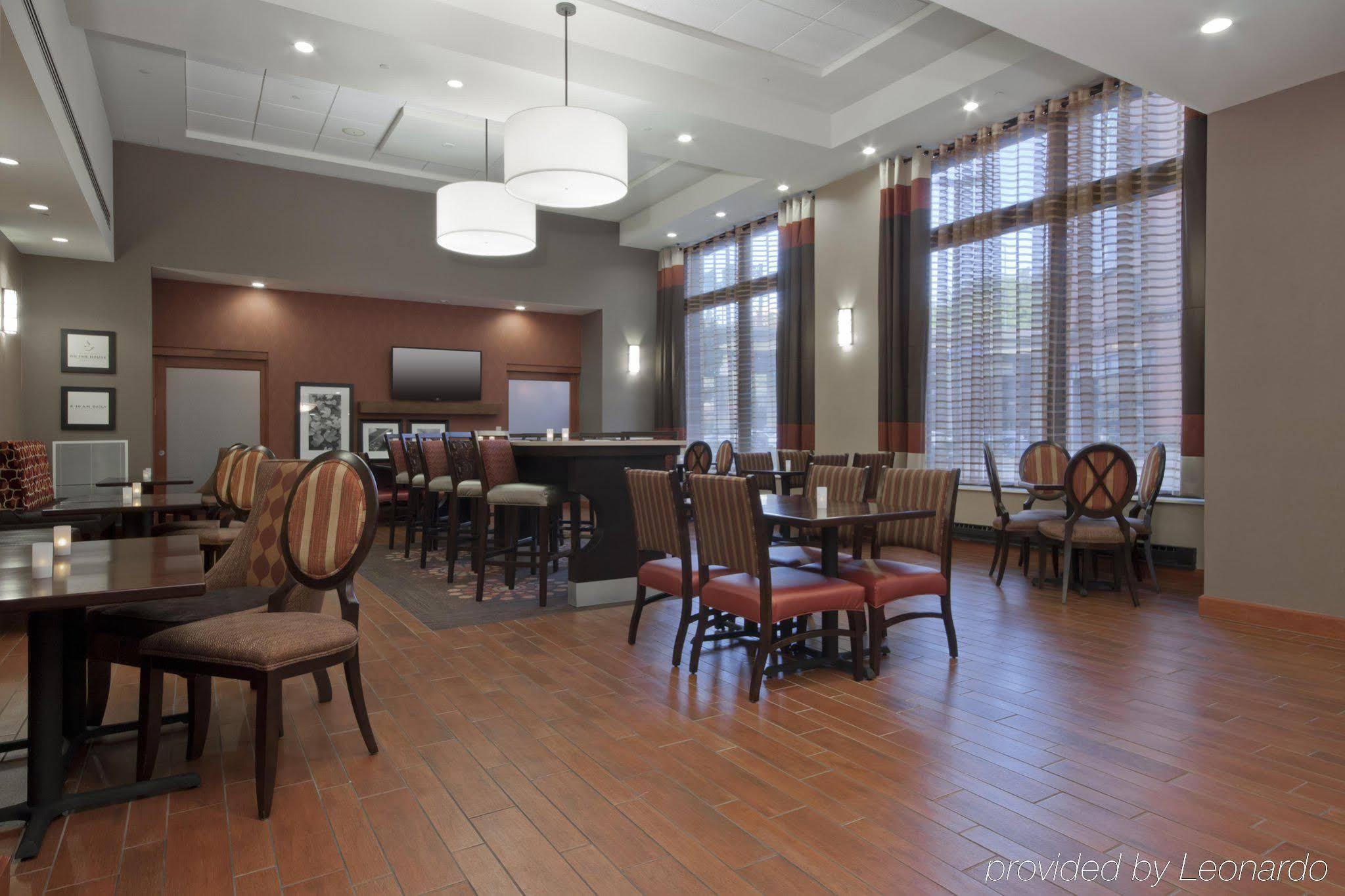 Hampton Inn & Suites Pittsburgh Downtown Extérieur photo
